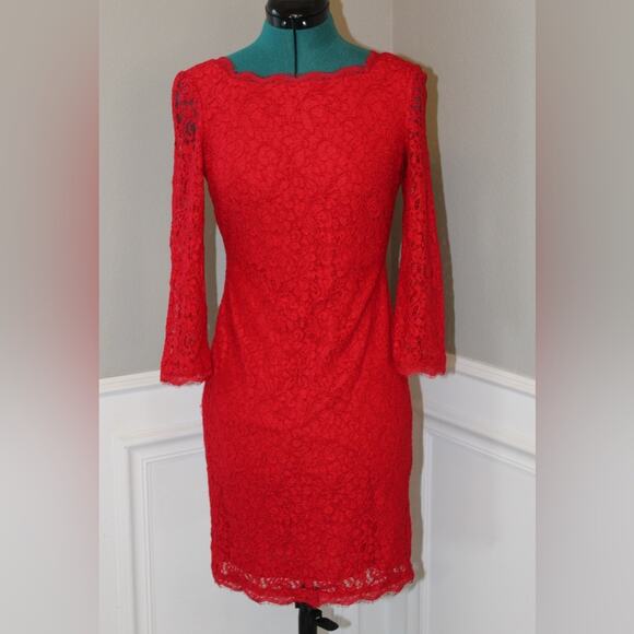 Cache Red Lace Sheath Dress Scalloped Trim 3/4 Sleeve Zip Back Women’s Size 2 - Picture 1 of 6